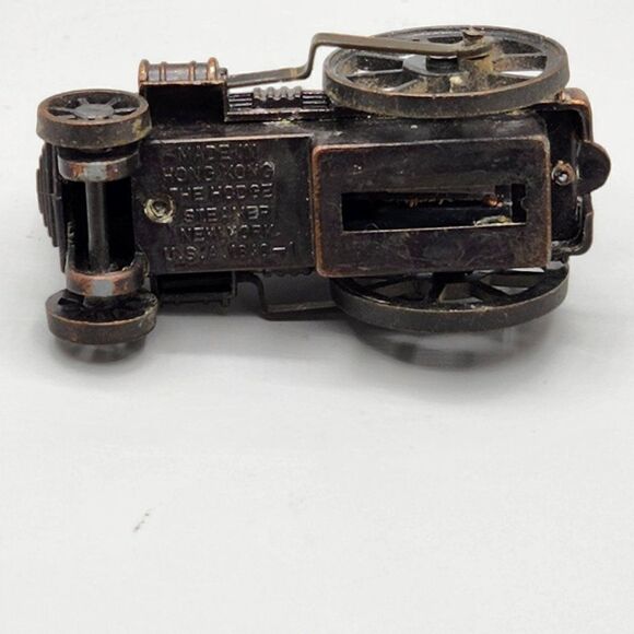 Vintage Collectible Die Cast Metal Pencil Sharpener Hodge Steam Engine - Picture 6 of 9